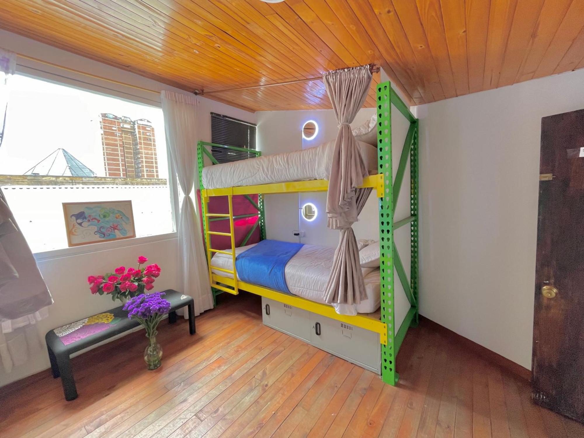 Prisma Hostel โบโกตา ภายนอก รูปภาพ