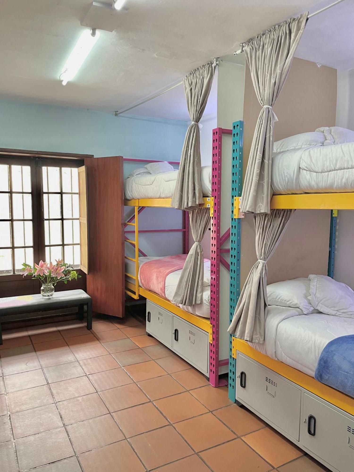 Prisma Hostel โบโกตา ภายนอก รูปภาพ